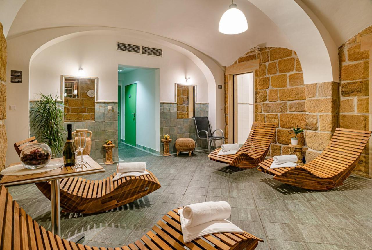 Wellness Hotel Zamecek Jetrichovice  Exterior photo