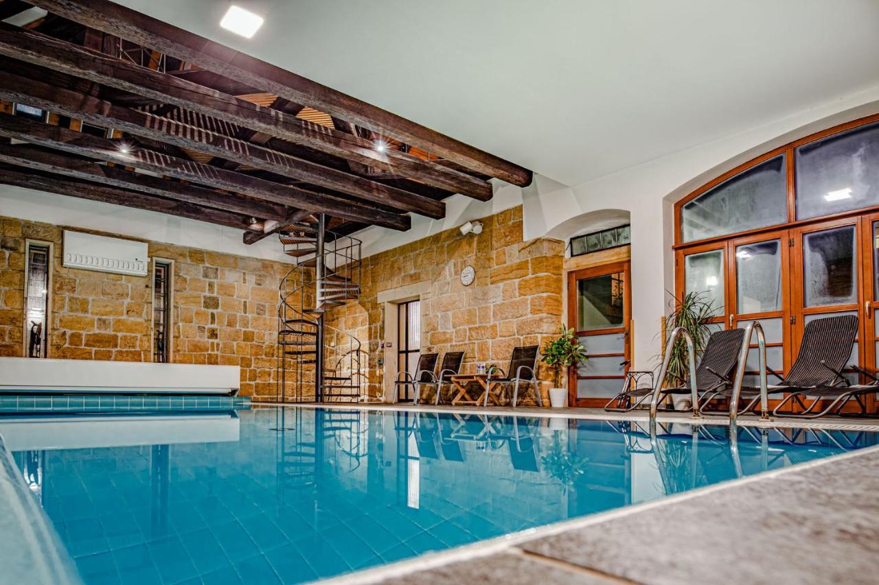 Wellness Hotel Zamecek Jetrichovice  Exterior photo